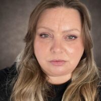 Imgi 19 LBunn Headshot